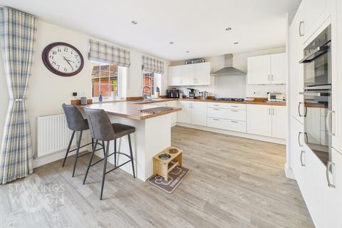 5 bedroom detached house for sale, Mitchell Gardens, Poringland, Norwich