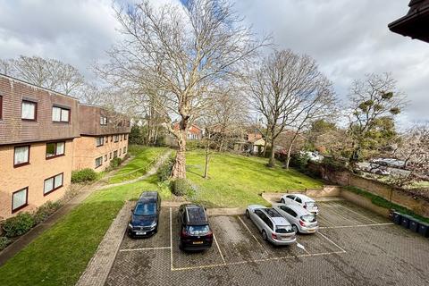 undefined, Widmore Road, Bromley BR1