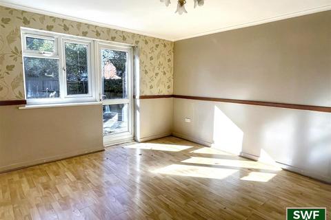 2 bedroom bungalow for sale, Prestwood Road, Wolverhampton