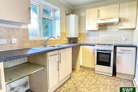 2 bedroom bungalow for sale, Prestwood Road, Wolverhampton