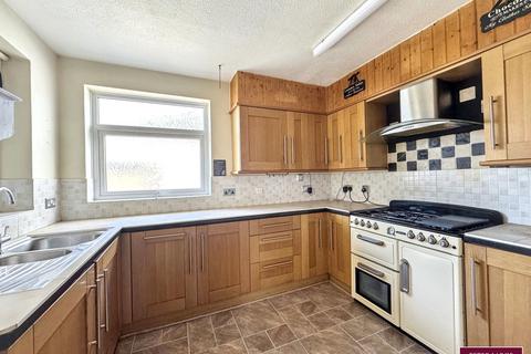 2 bedroom detached bungalow for sale, Cherry Close, Prestatyn, Denbighshire LL19 7DQ