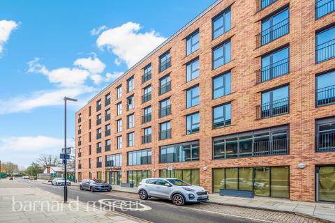 undefined, Victoria Road, FELTHAM