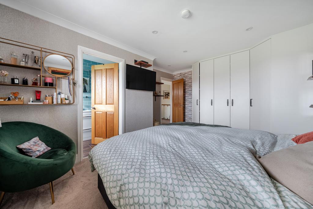 Main Bedroom