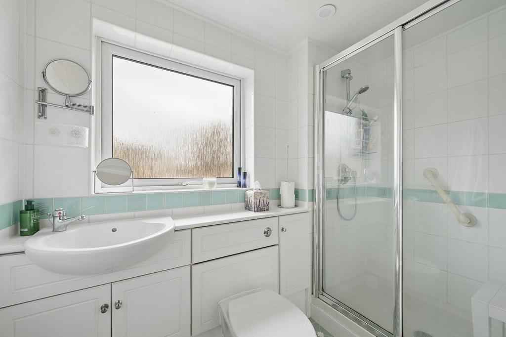 Family Shower Room