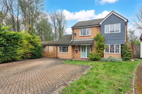 4 bedroom detached house for sale, The Dell, Royston SG8