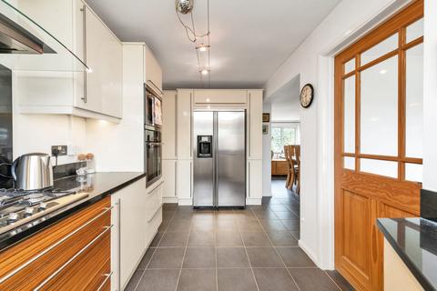 4 bedroom detached house for sale, The Dell, Royston SG8