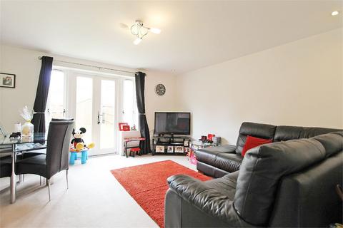 3 bedroom semi-detached house to rent, Eaton Hall Crescent, Broughton, MK10