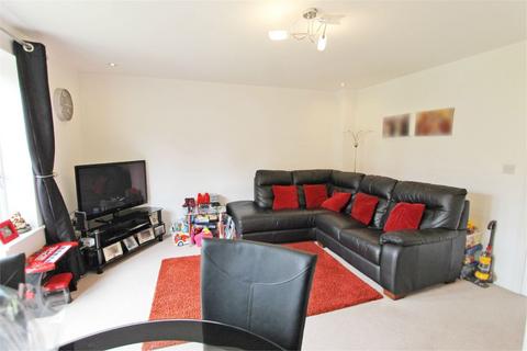 3 bedroom semi-detached house to rent, Eaton Hall Crescent, Broughton, MK10