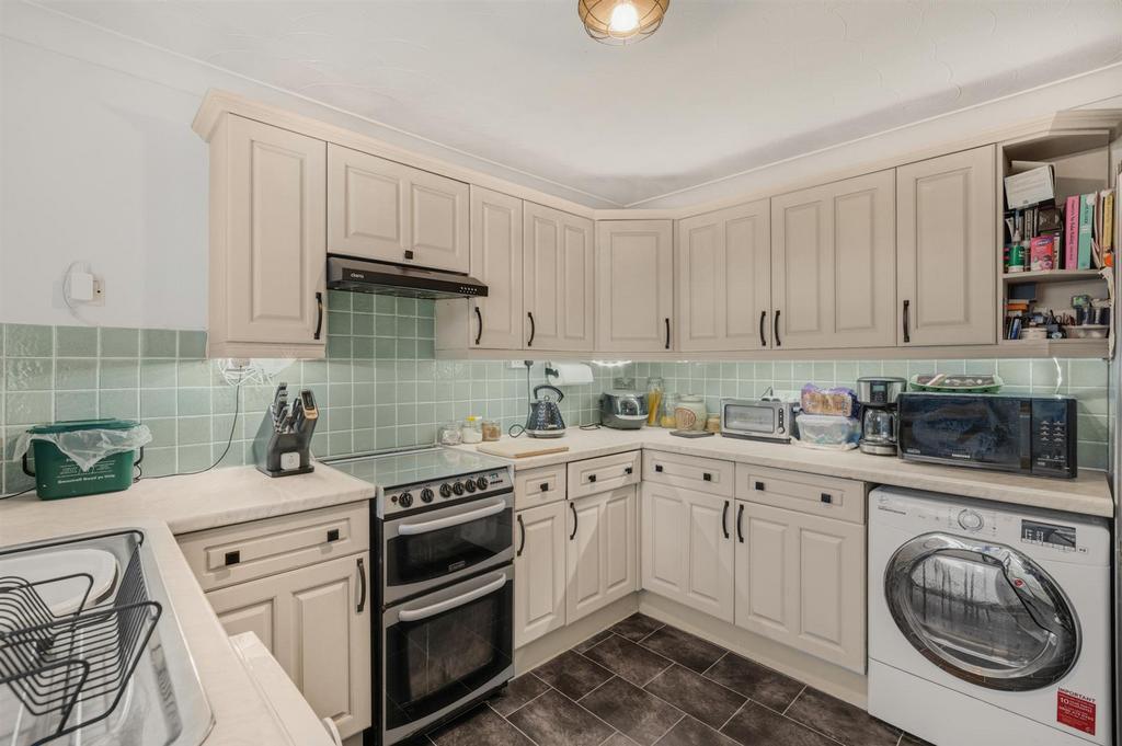 10 Tern Court-11.jpg