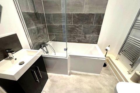 2 bedroom flat to rent, Eastbourne BN22