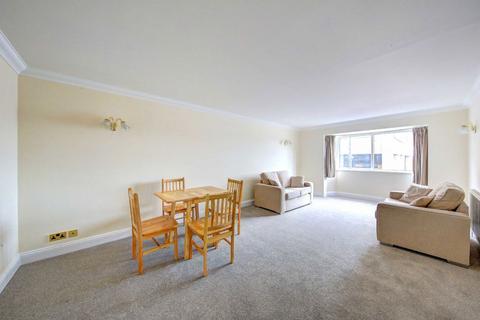 2 bedroom flat to rent, Hartfield Road, London SW19