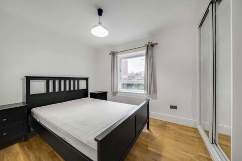 undefined, Crescent Road, London SW20