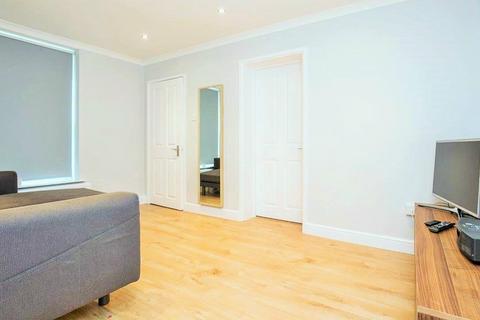 2 bedroom flat to rent, 237 Camden Road, Camden, London, N7