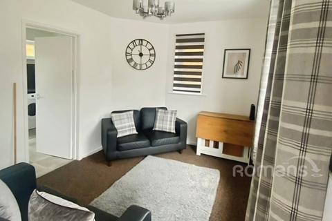 5 bedroom semi-detached house to rent, Stuart Crescent, Winchester, SO22