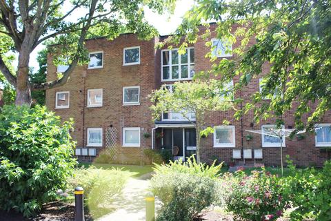 1 bed flat/apartment for rent in East Street, Poole BH15