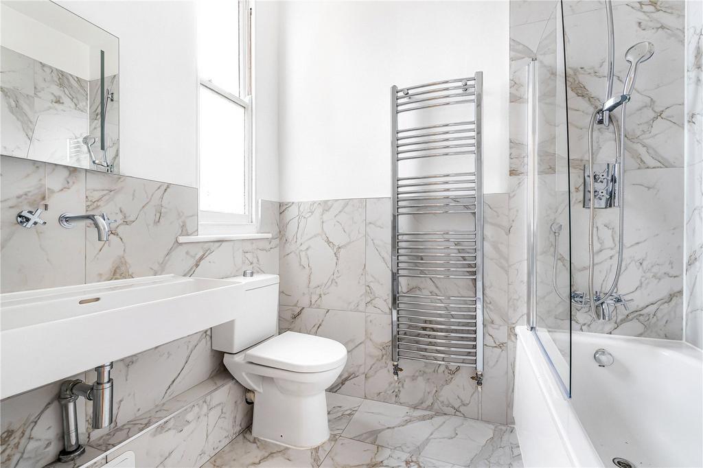 En-Suite To Main
