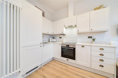 1 bedroom apartment for sale, West Hill, London