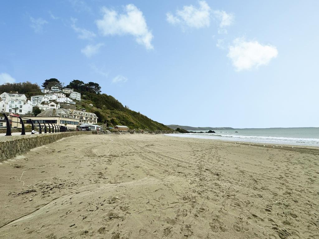 Looe Beach Not View