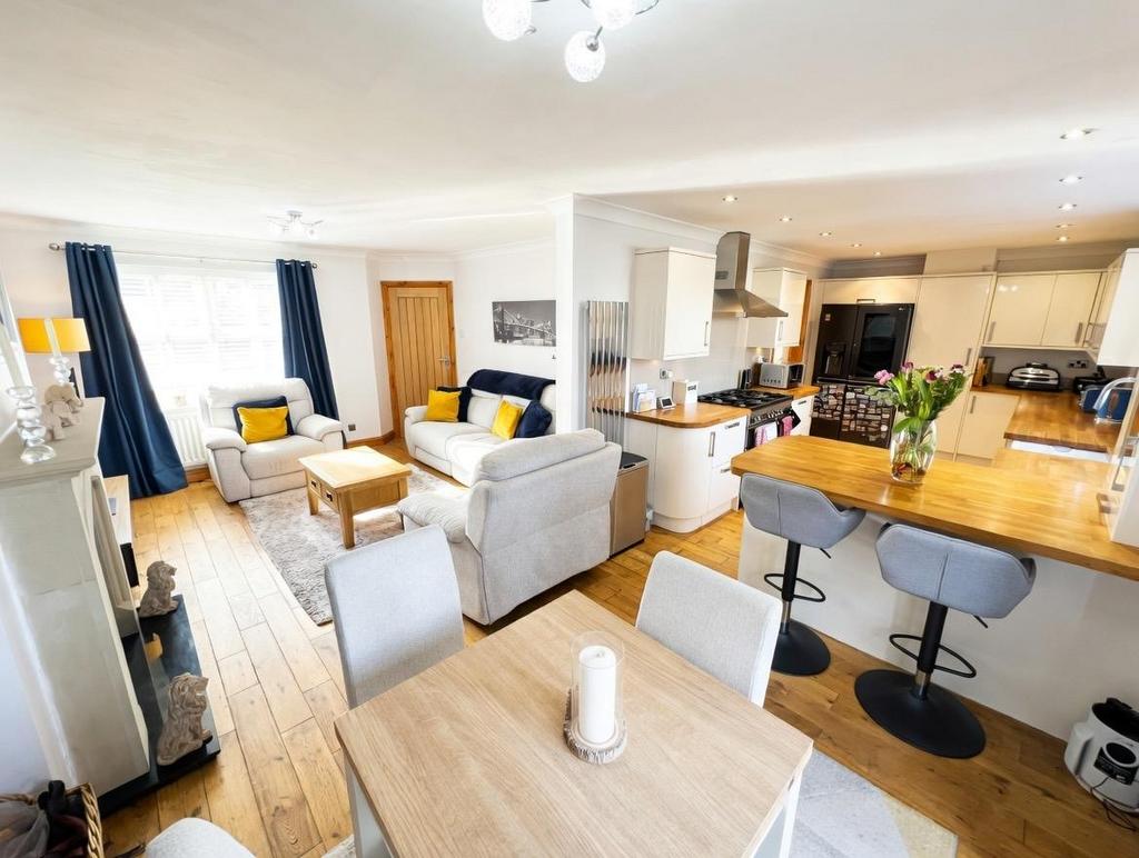 Kitchen / Diner