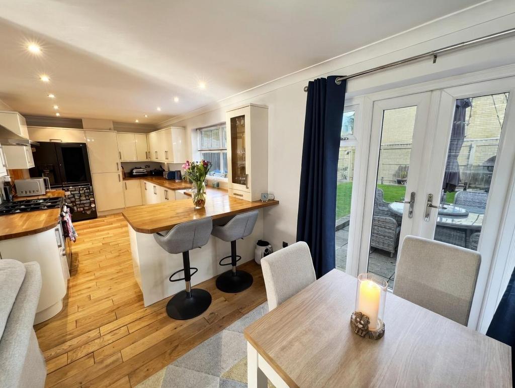 Kitchen / Diner