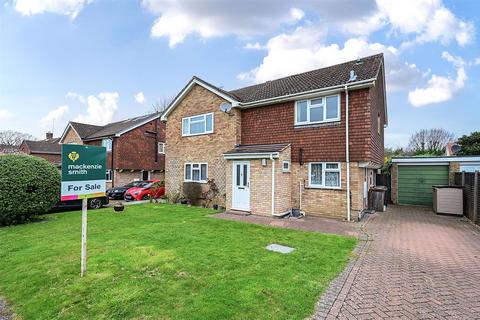 4 bedroom semi-detached house for sale, Orchard Close, Guildford GU12