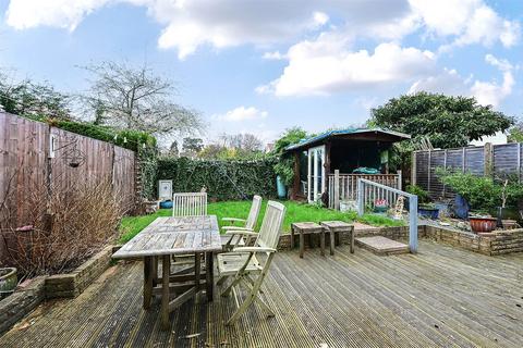 4 bedroom semi-detached house for sale, Orchard Close, Guildford GU12