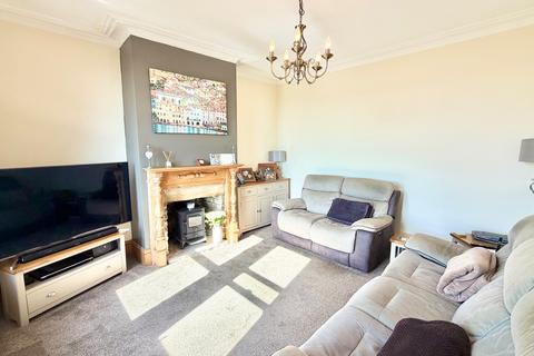 4 bedroom end of terrace house for sale, Lomond House, Midgley, Halifax, HX2 6UN