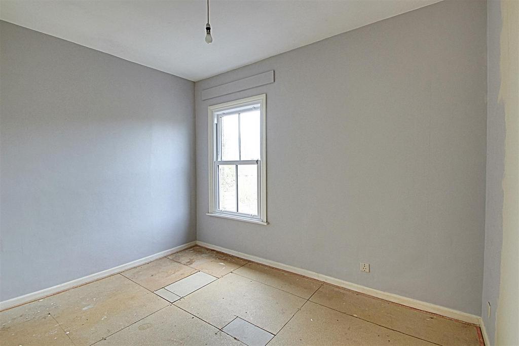 Bedroom 2.jpg