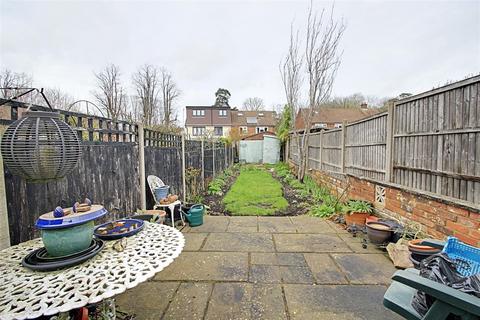 2 bedroom house for sale, Breakspeare Road, Abbots Langley