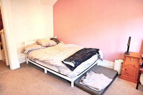 2 bedroom terraced house for sale, High Street, Calne