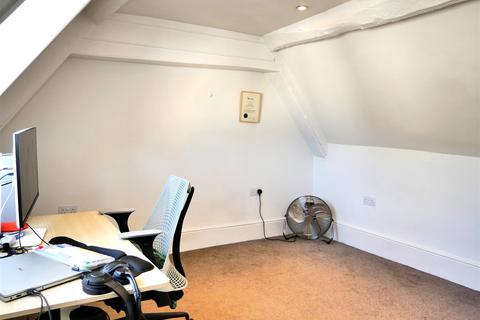 2 bedroom terraced house for sale, High Street, Calne
