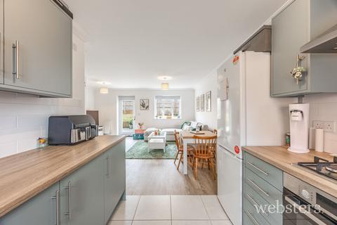 3 bedroom semi-detached house for sale, Bullen Road, Norwich NR8