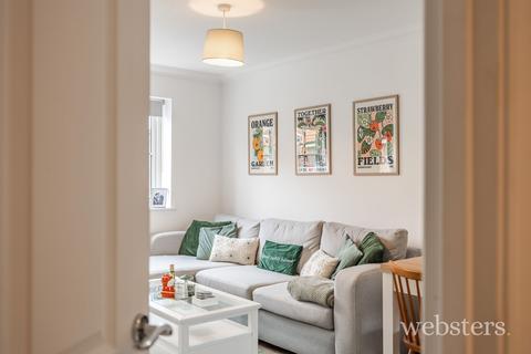3 bedroom semi-detached house for sale, Bullen Road, Norwich NR8