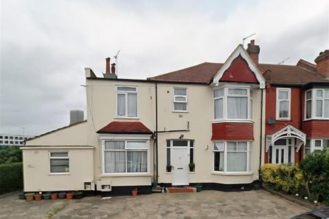 undefined, Clifton Avenue, Wembley