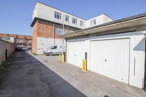 undefined, CENTRALLY LOCATED*WATERLOO STREET*