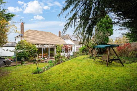 3 bedroom chalet for sale, Shelley Close, Banstead