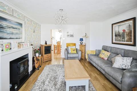 3 bedroom detached house for sale, Manta Road, Dosthill, Tamworth