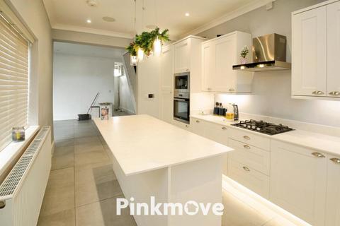 4 bedroom end of terrace house for sale, Traston Lane, NEWPORT NP19