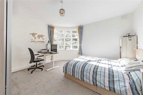1 bedroom flat to rent, Park Avenue, London NW2