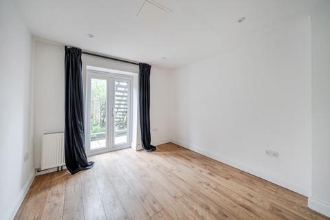 2 bedroom apartment for sale, Marlborough Road, London N19
