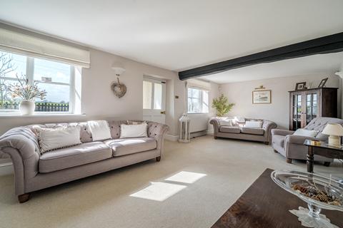 undefined, Oxleaze Farm Road, Hawksbury, GL9