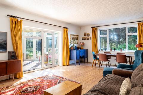 undefined, Sussex Close, Reigate