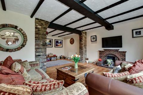 4 bedroom detached house for sale, Harthall Lane, Pimlico, HP3