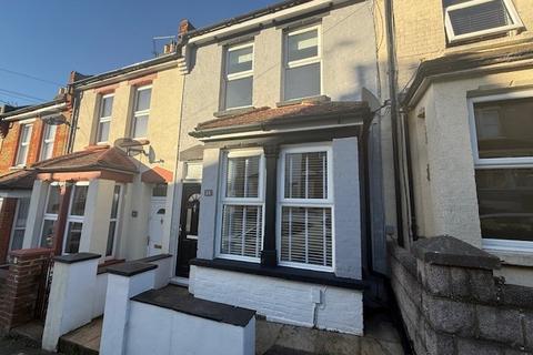 3 bedroom house to rent, Cecil Road, ROCHESTER, ME1