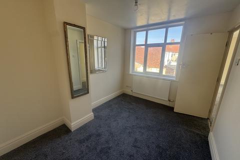 1 bedroom flat to rent, Luton Road, Thornton-Cleveleys FY5