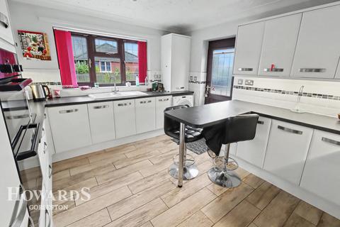 3 bedroom detached bungalow for sale, East Anglian Way, Gorleston