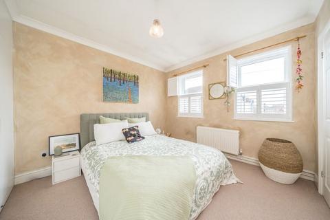 undefined, Charlotte Parade, London SE23