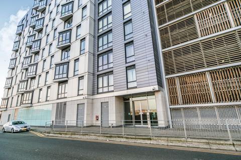 2 bedroom flat to rent, Hermitage, Chatham Street, Reading, RG1