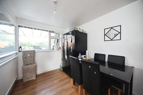 undefined, Holgate Drive, Luton