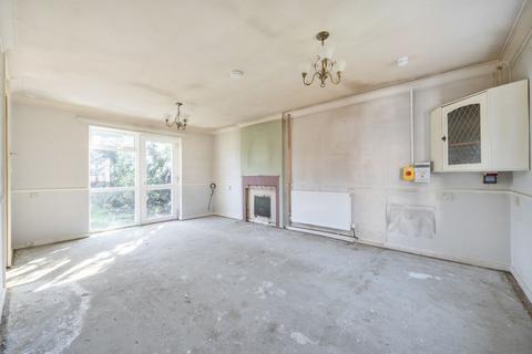 2 bedroom semi-detached bungalow for sale, St. Hildas Close, Selsey, PO20